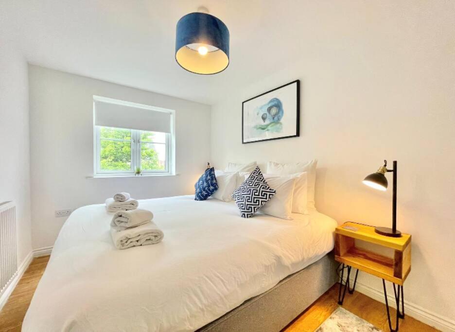 Lovely 2-Bedroom Bristol Apartment. Free Parking. Екстер'єр фото